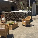 Dammuso -villa Tipica Siciliana- Arco Dell'elefante *