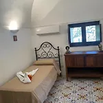 Dammuso -villa Tipica Siciliana- Arco Dell'elefante Villa *