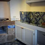 Villa Dammuso -villa Tipica Siciliana- Arco Dell'elefante *