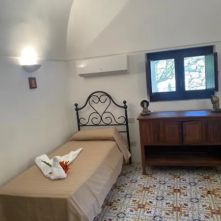 Dammuso -villa Tipica Siciliana- Arco Dell'elefante Villa *