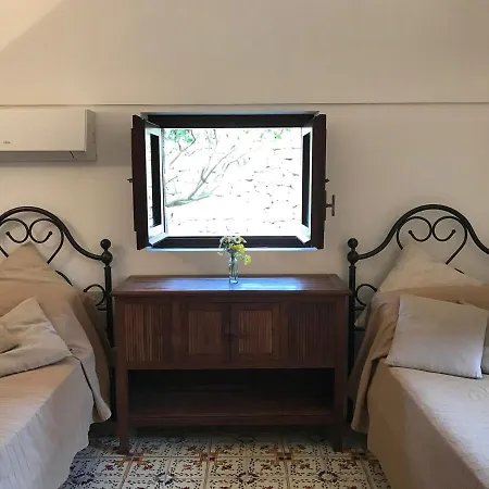 Dammuso -villa Tipica Siciliana- Arco Dell'elefante Villa *